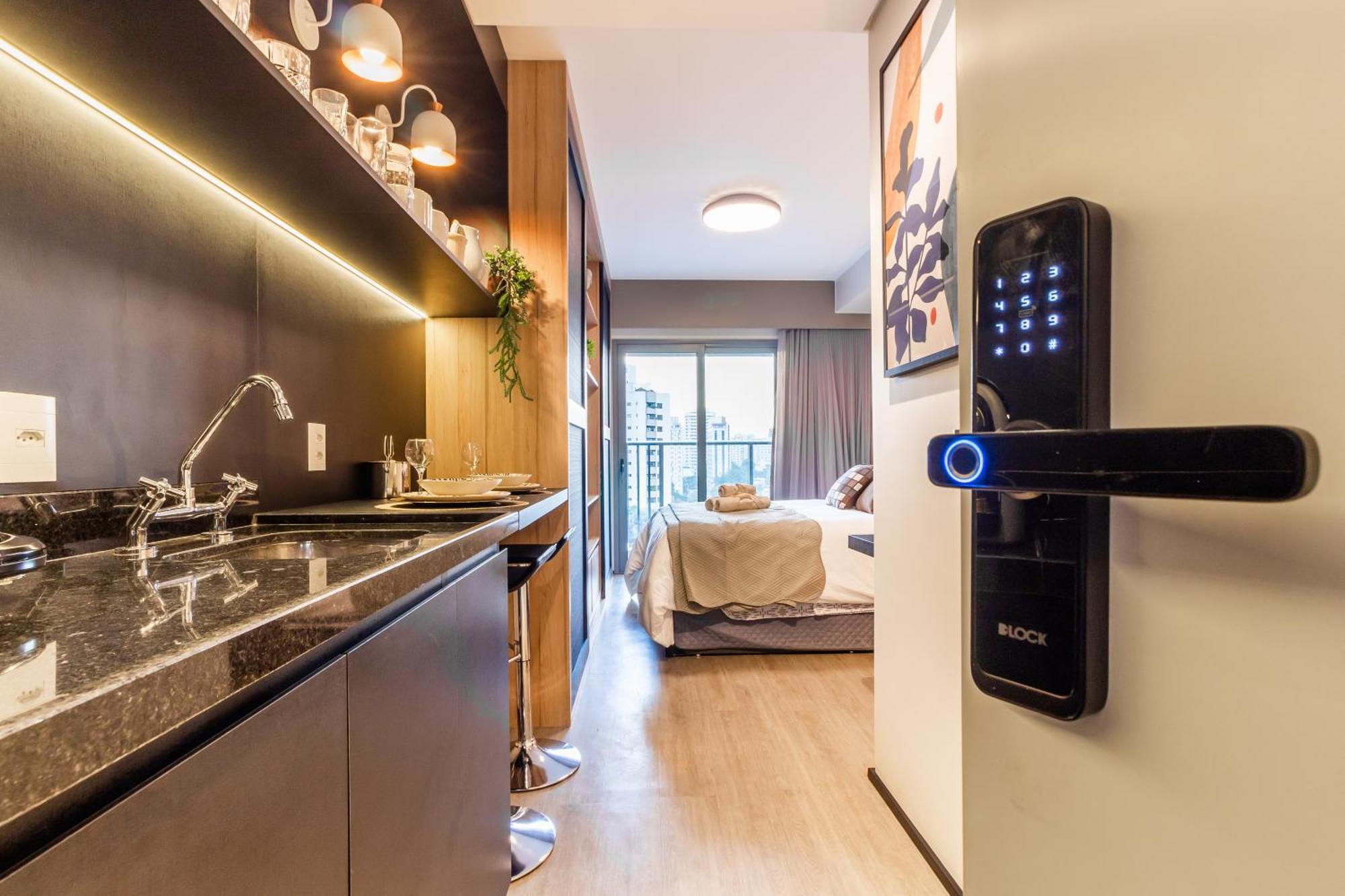 Studios No Melhor Ponto De Moema Garagem Lazer E Metro Perto Wifi Gratis São Paulo Luaran gambar